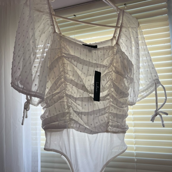 Lulu's Cream Ruffled Bodysuit - Picture 2 of 2